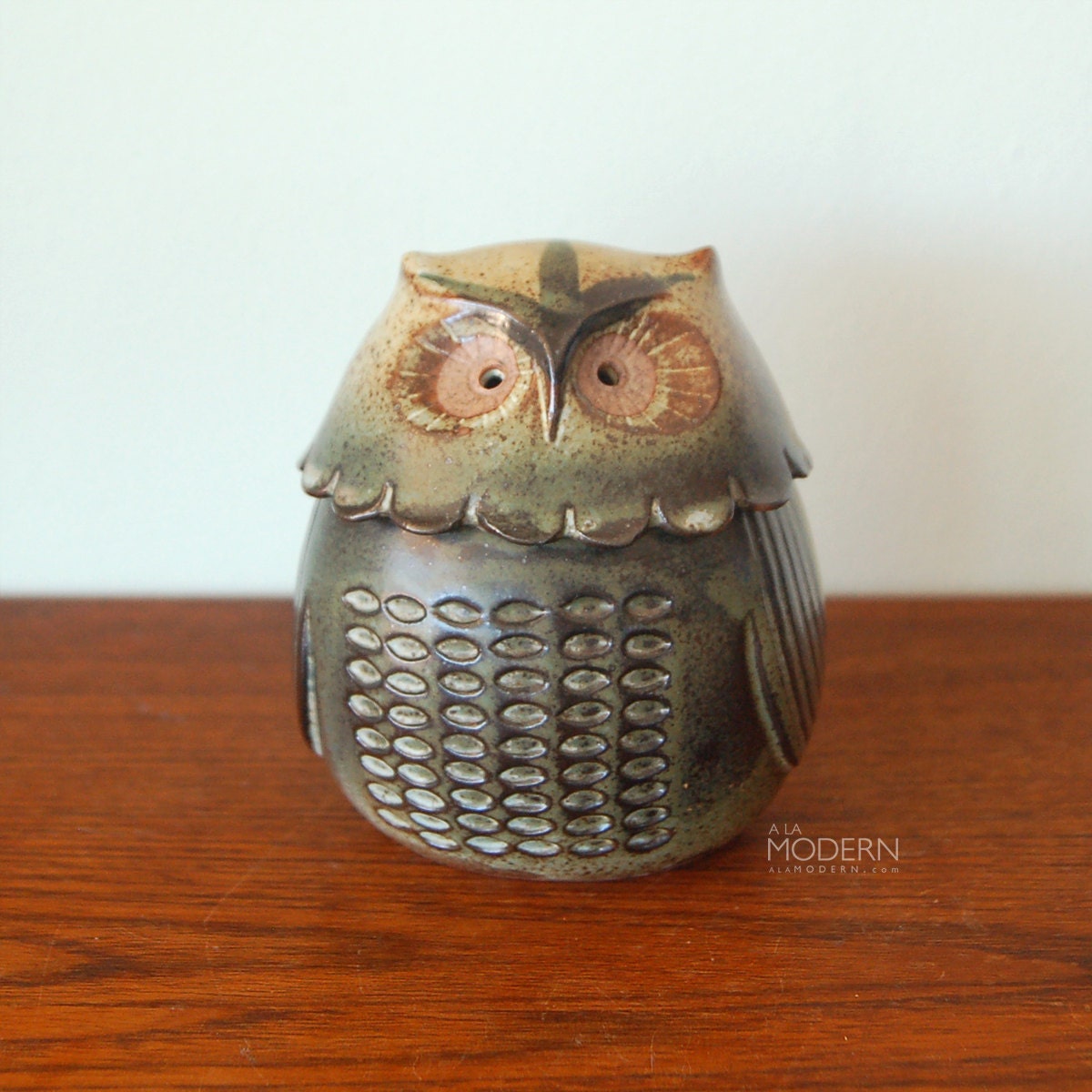 Cute Stoneware Owl Jar or Candle Holder Japan