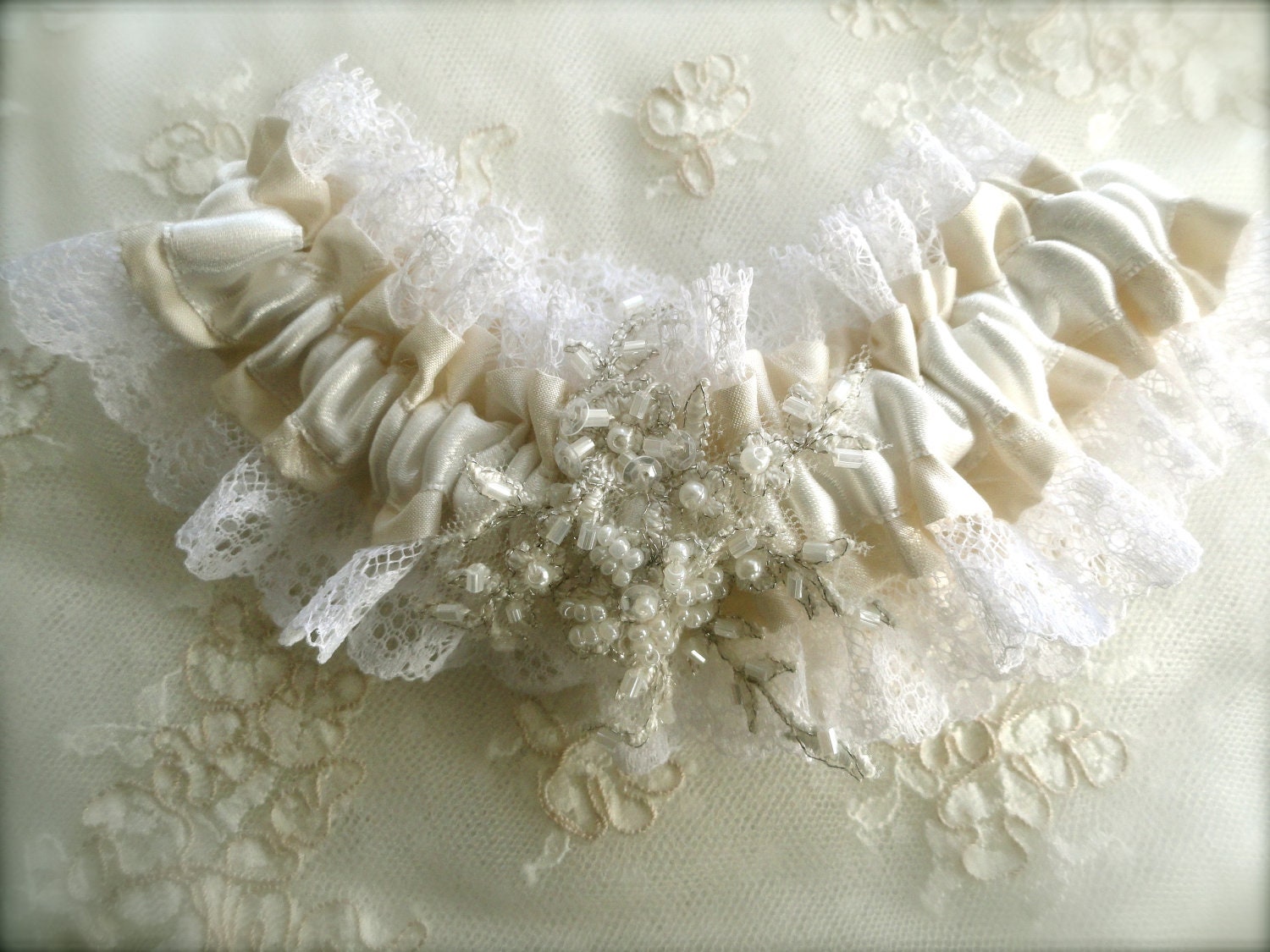 garter lace