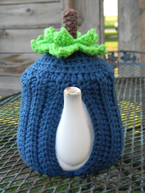 Teapot Cozy by Yarniwa
