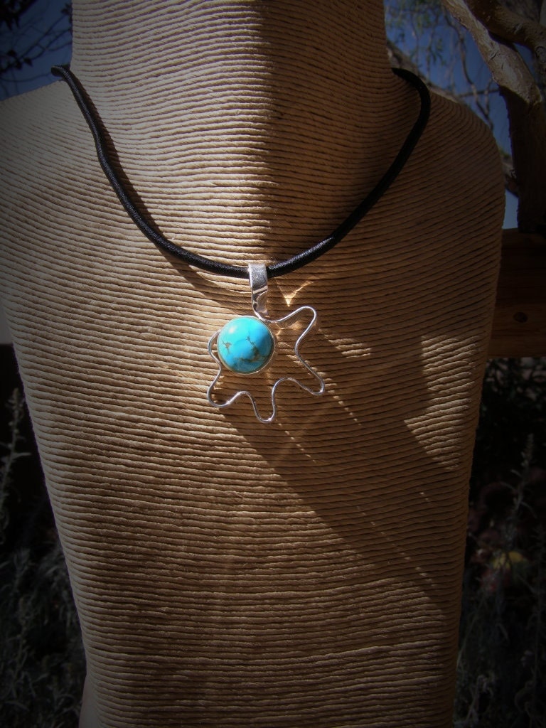 Silver 925 Sleeping Beauty Turquoise Moderrn 'Flower Power' Hippie Necklace Pendant