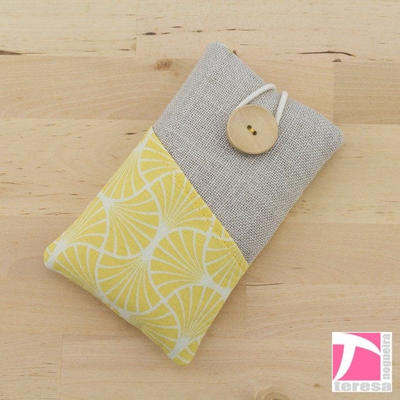 Fabric iPhone 5 case / Padded iPhone 4 sleeve / iPod case / cell phone protector / yellow abstract pattern over white