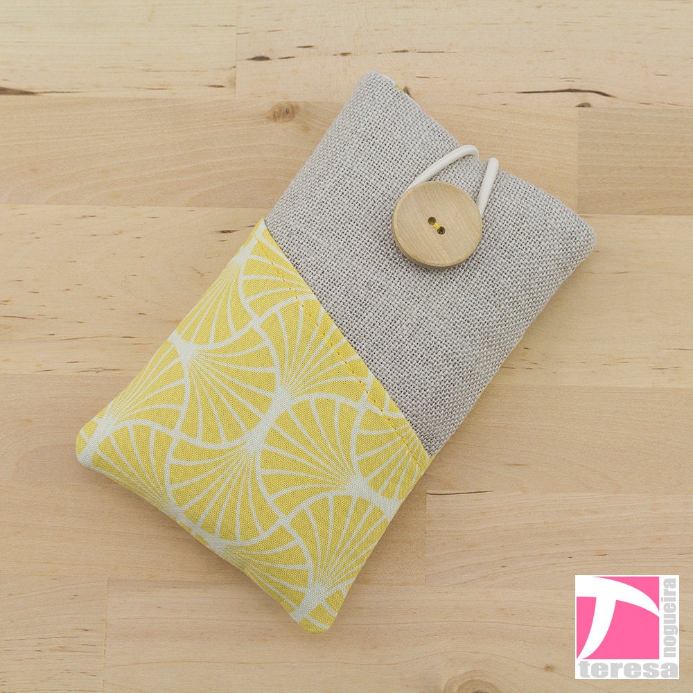 Fabric iPhone 5 case / Padded iPhone 4 sleeve / iPod case / cell phone protector / yellow abstract pattern over white