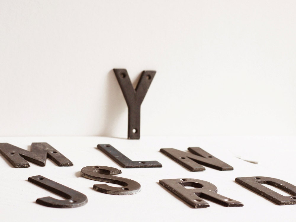 Vintage metal letters, choose your letter - FrenchFind
