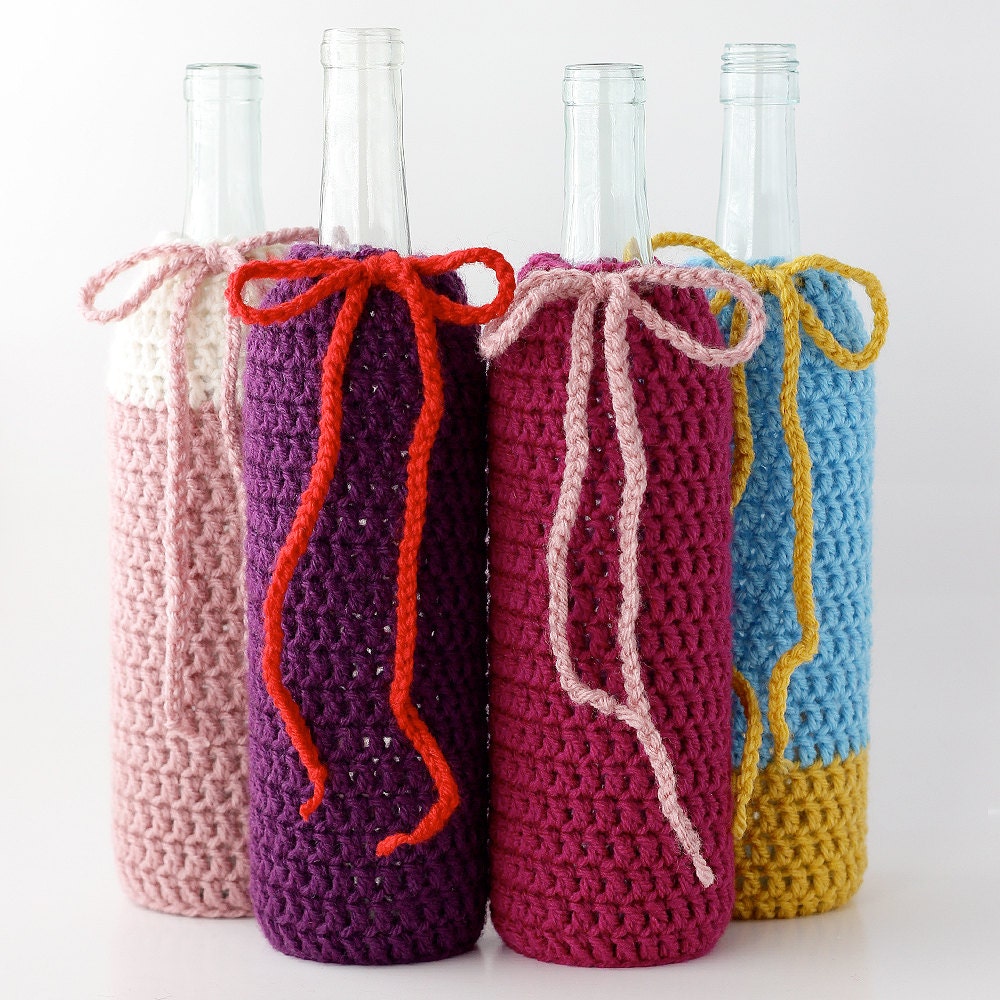 Wine Bottle Cozy, Wine Koozy, Wine Koozie, Crocheted Bottle Wrap, Crochet Bottle, Hostess Gift, Holiday Gift, Custom Colors