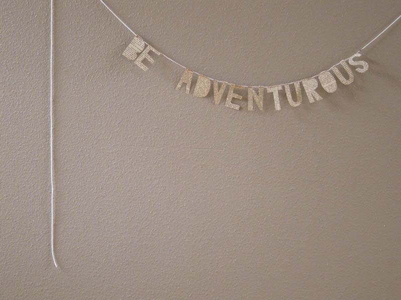 BE ADVENTUROUS paper banner - cucuco