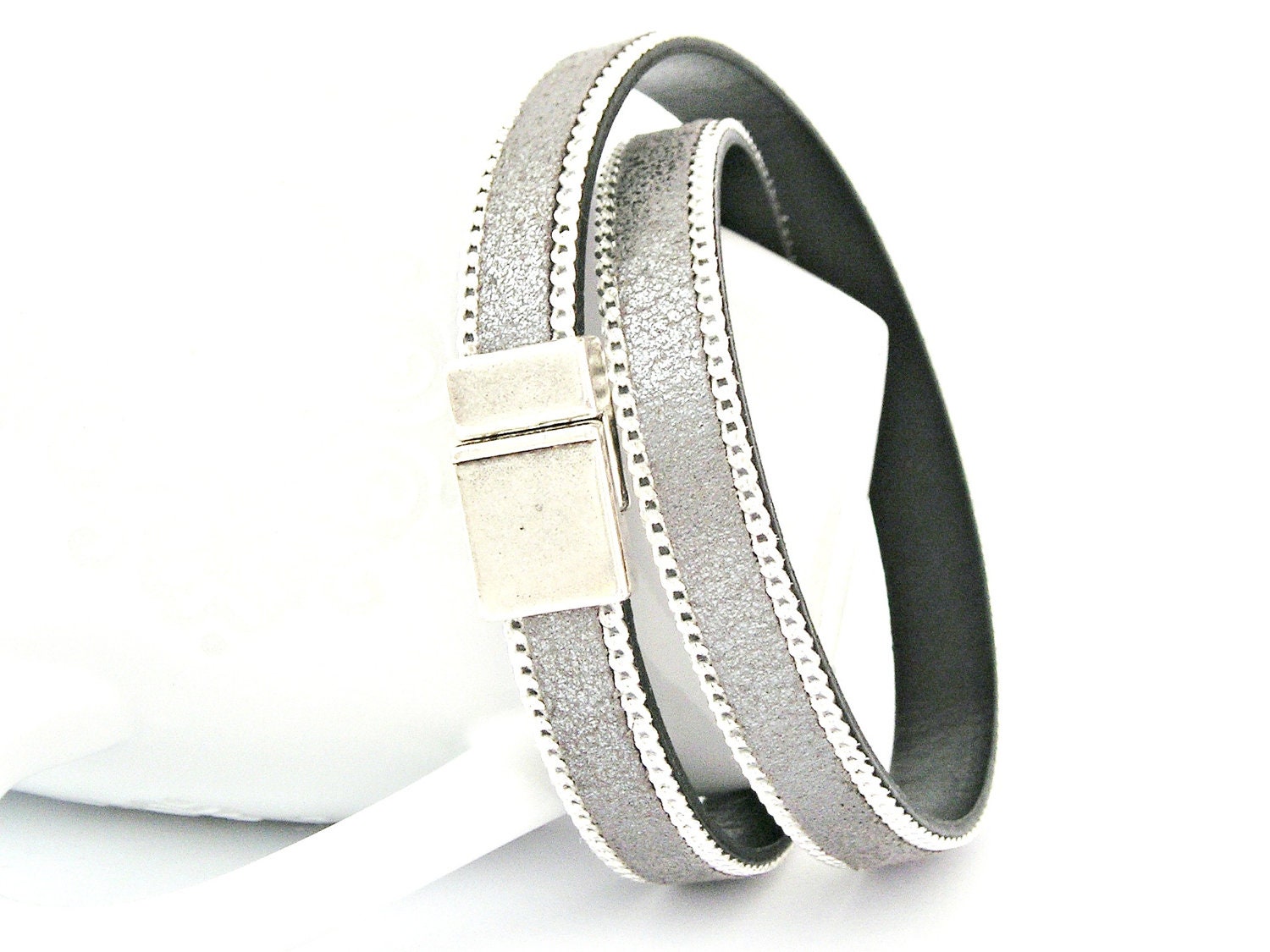 Sparkle silver leather bracelet with silver chain double wrapped with magnetic clasp