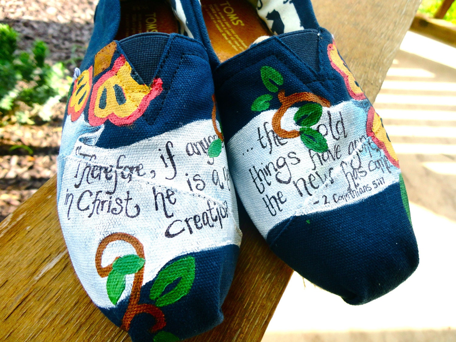Custom hand painted TOMS, New creation floral toms