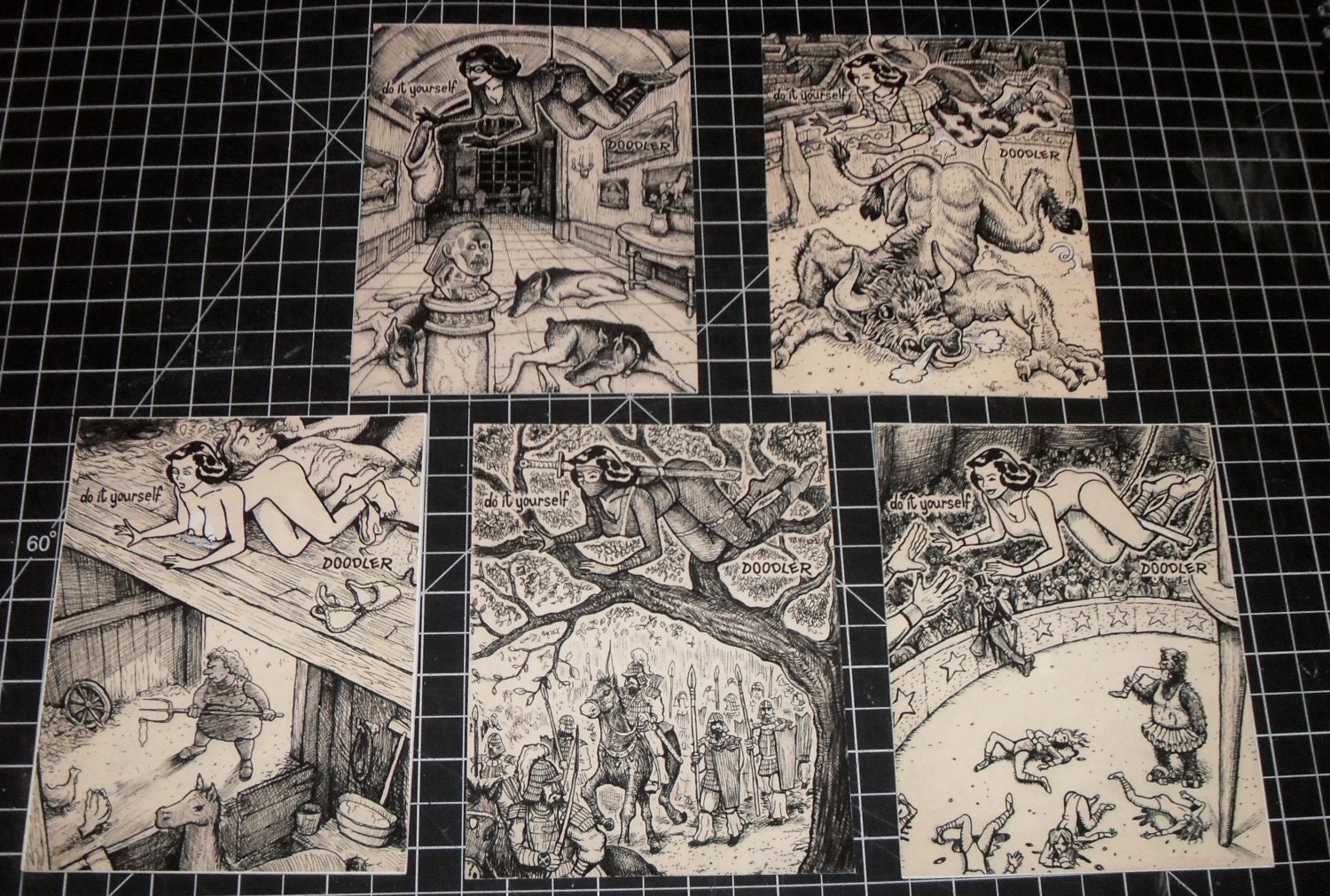 Set of 5 "do it yourself Doodler" postcards.