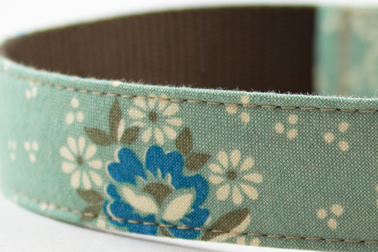 Blue Wallflowers Dog Collar