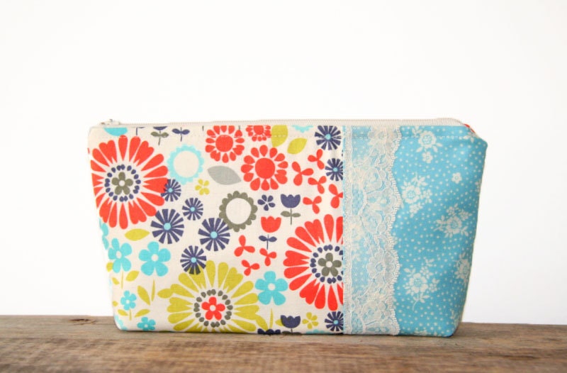 floral zipper clutch with vintage lace / spring summer fashion / blue coral cream yellow / bridesmaids