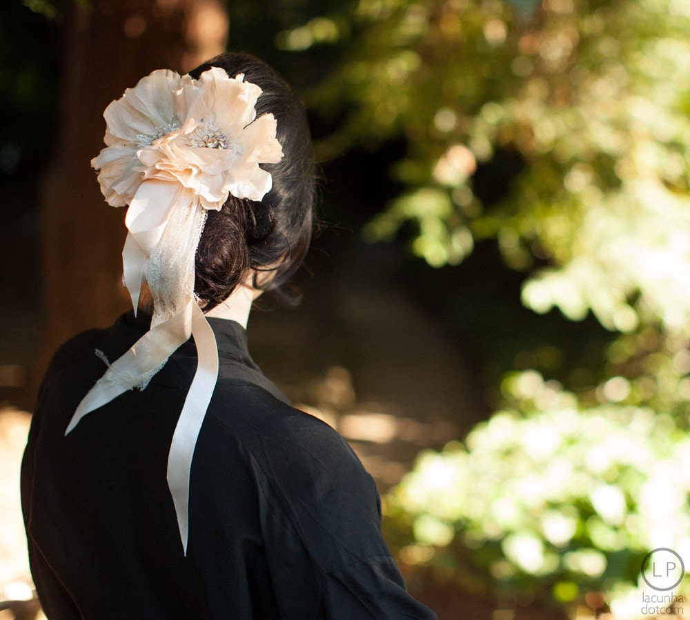 Fair Maiden, Silk Poppy Fascinator