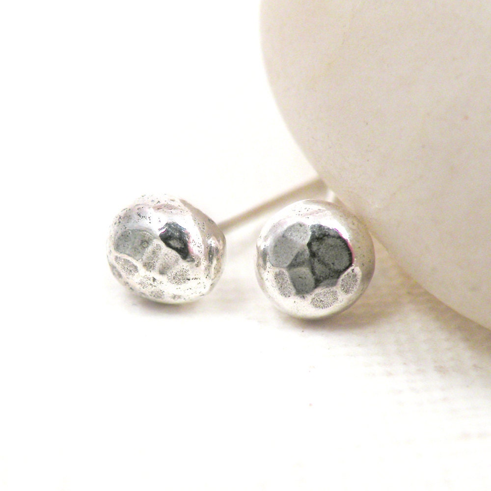 Items similar to Sterling Silver Stud Earrings Hammered Modern Facets