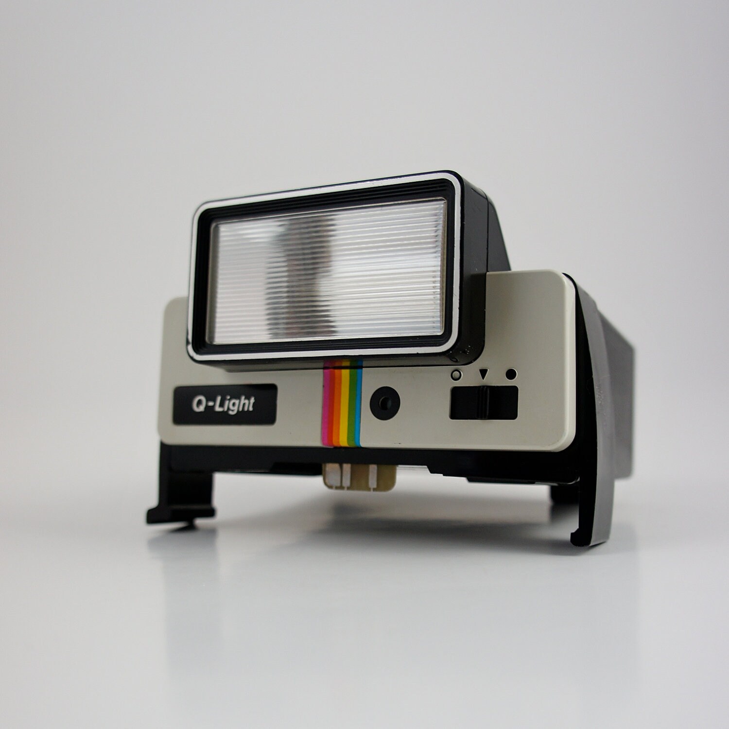 Polaroid White QLight Flash for OneStep Land by BoomVintage