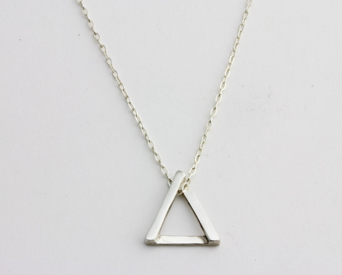3 Points Tria Necklace - Silver