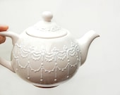 White lace teapot  hand painted - Dprintsclayful