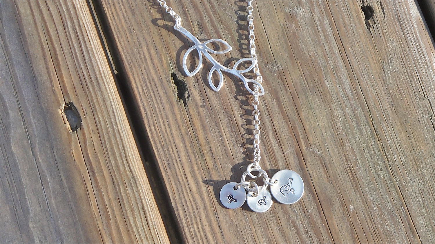 Personalized Lariat Necklace - Momma Bird with Baby Birds - Hand Stamped Sterling Silver - Mother's Day Gift - Gifts for Her
