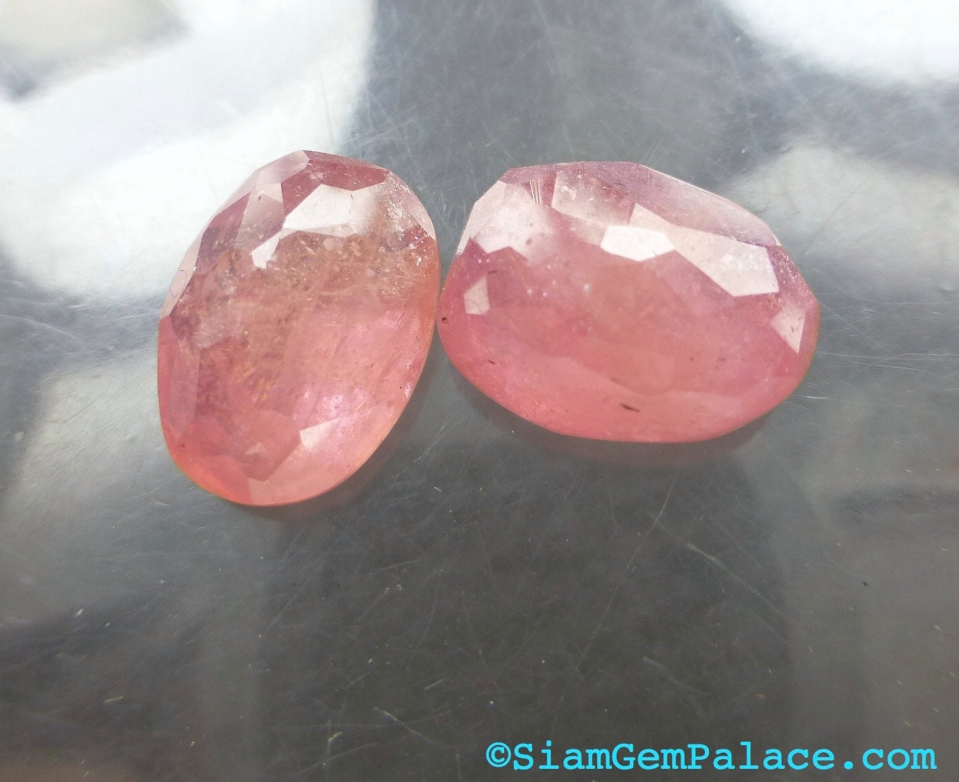 SAPPHIRE. PiNK. Polki Flat RoSE CuT. Natural. MATcHED PAiR. 2 pc. 17.50 cts. 11x13x6mm (S279)