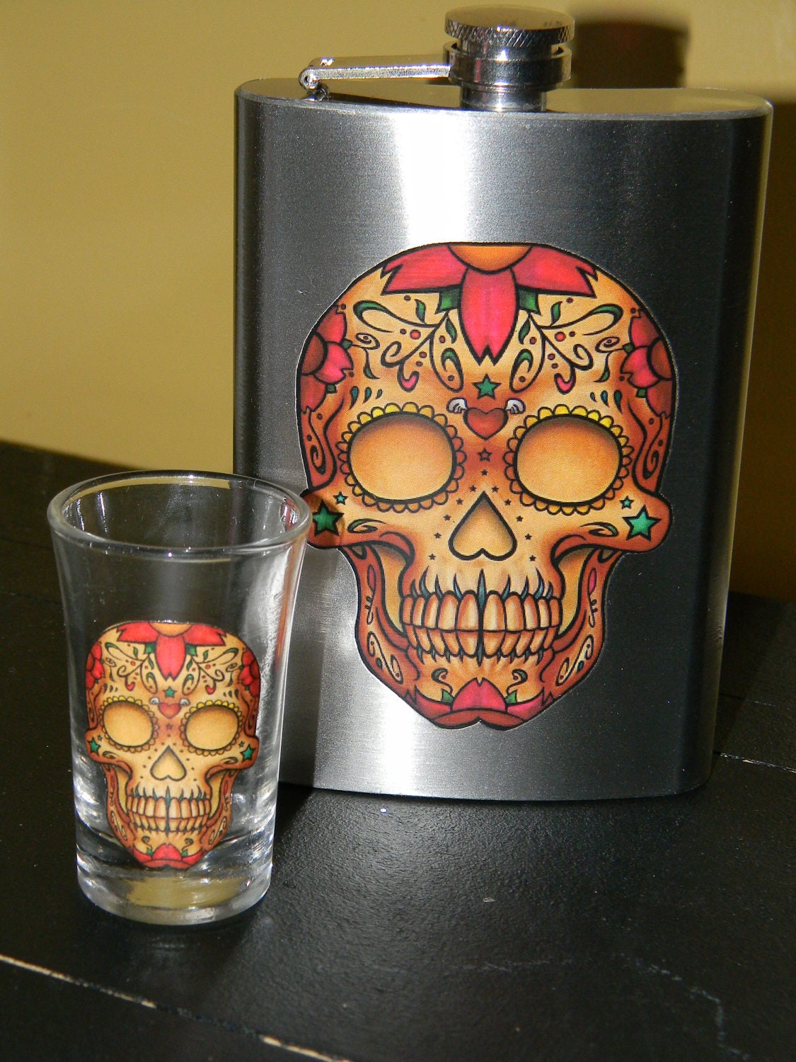 Sugar skull 8 oz flask and shot glass set