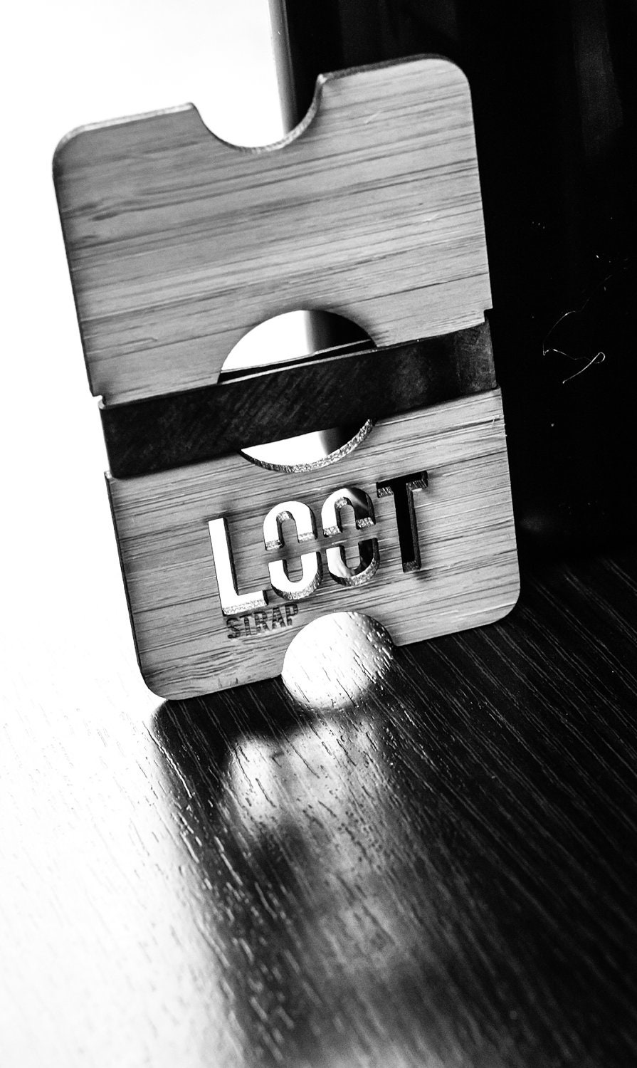 LootStrap, bamboo & recycled innertube wallet