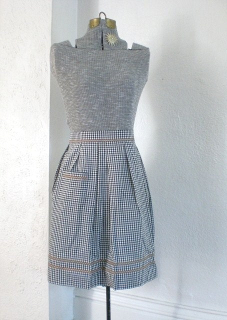 Vintage Gingham Half Apron Black White