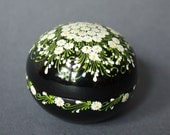 Vintage Russian Folk Art Handpainted Miniature Trinked Box