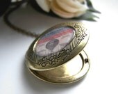 Vintage Balloon Bronze Round Locket (Style No. 2)