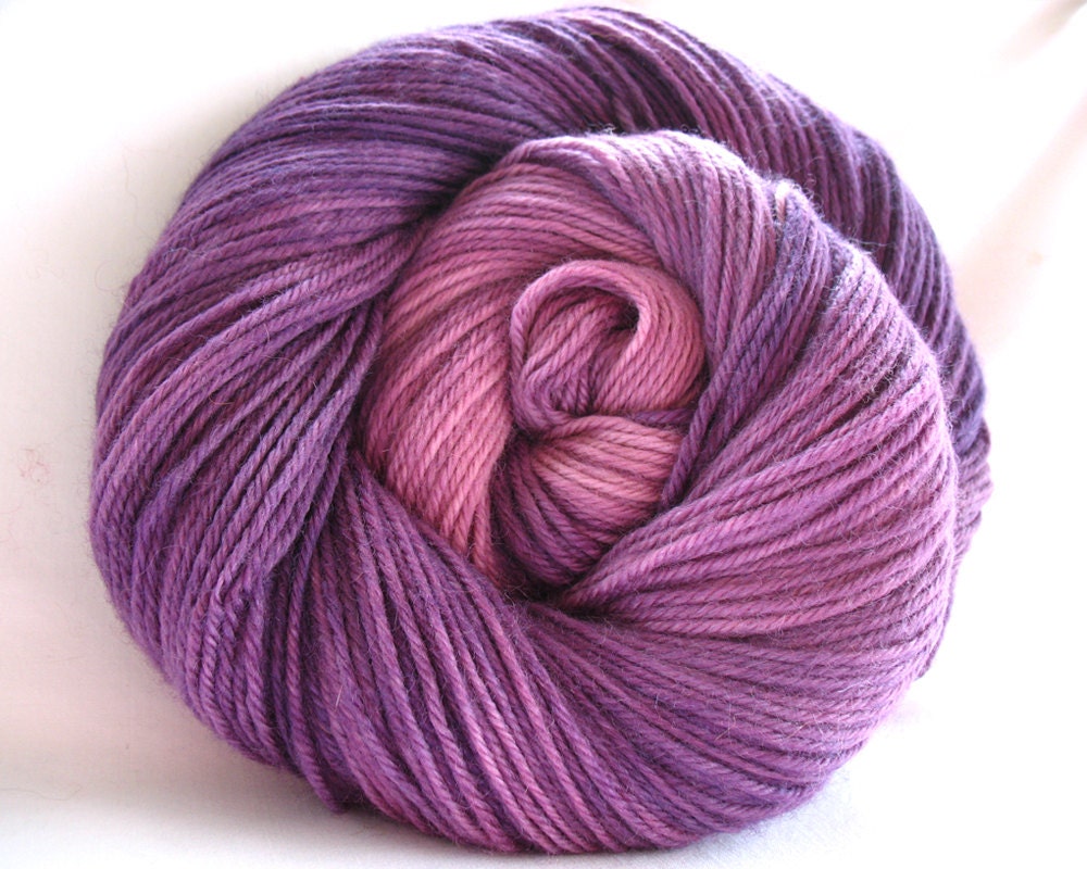 Blue Face Leicester Yarn Hand Dyed (AKL610)