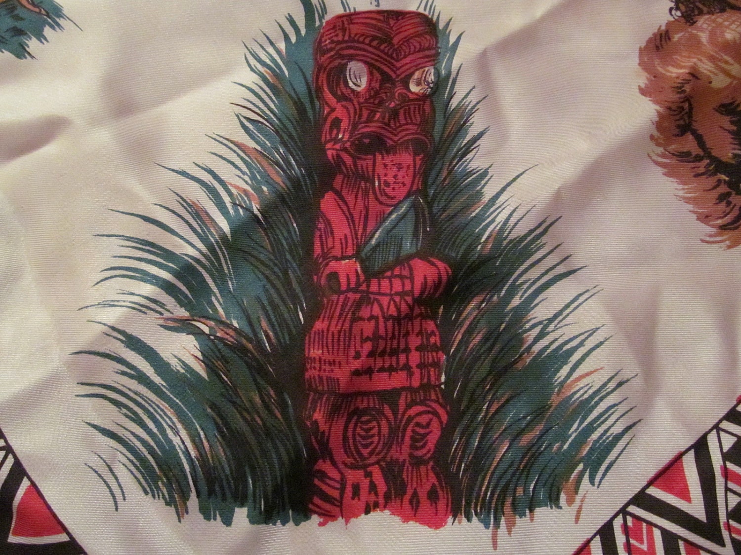 Vintage 50's 60's off white cream Maori New Zealand tiki ethnic square scarf