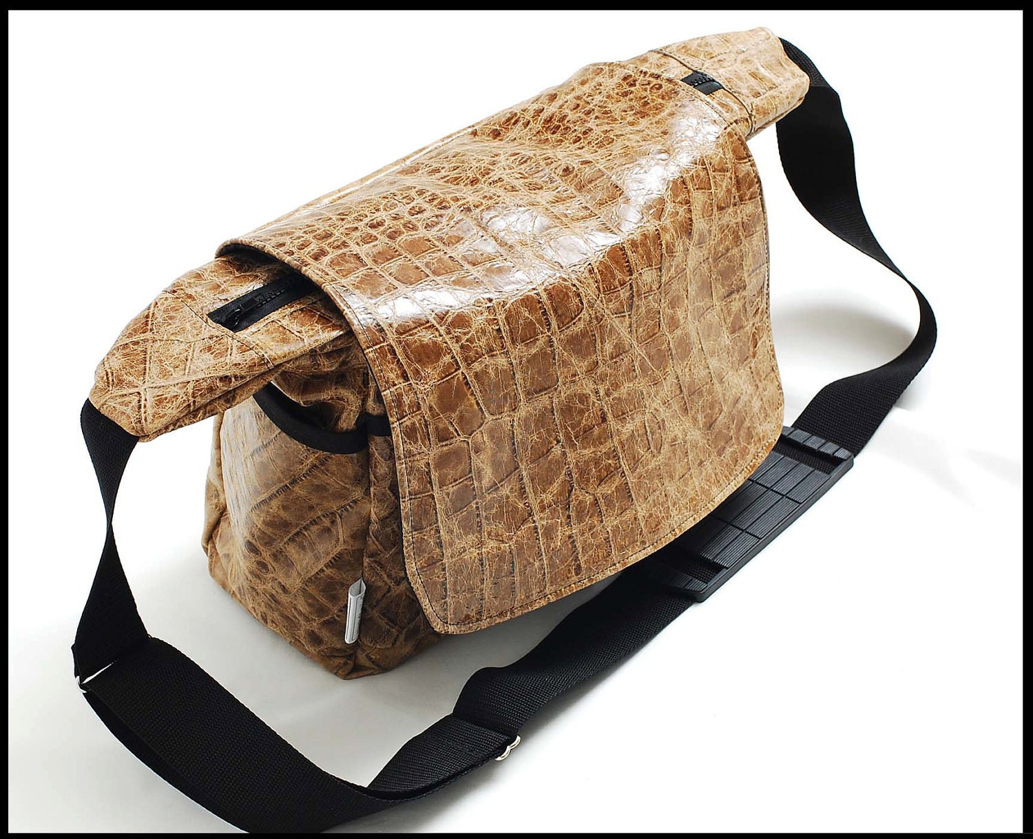 DSLR leather bag - a leather messenger bag for women -  Large Ready to ship