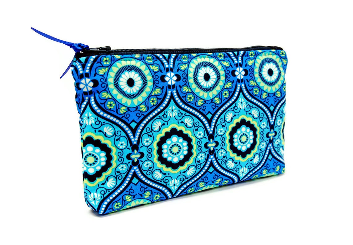 Blue Makeup pouch, Padded zippered makeup bag, Travel cosmetic pouch, gift for her