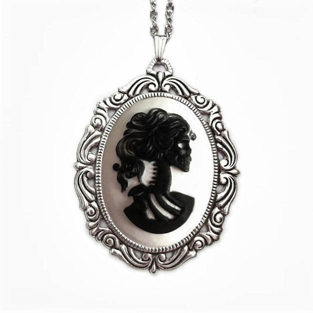 Lolita Skull Lady - Skeleton Cameo Necklace - Victorian Black Zombie White