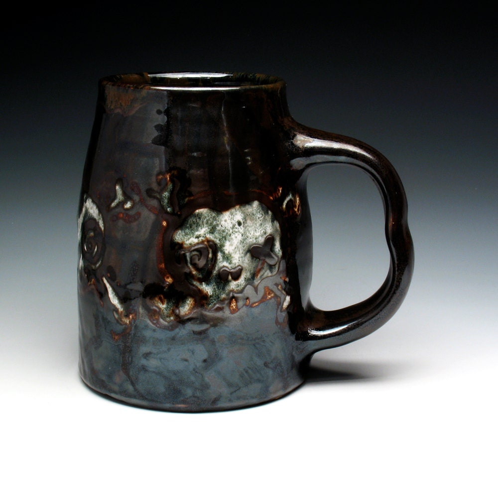 Four Skulls Bronze Glazed Tankard
