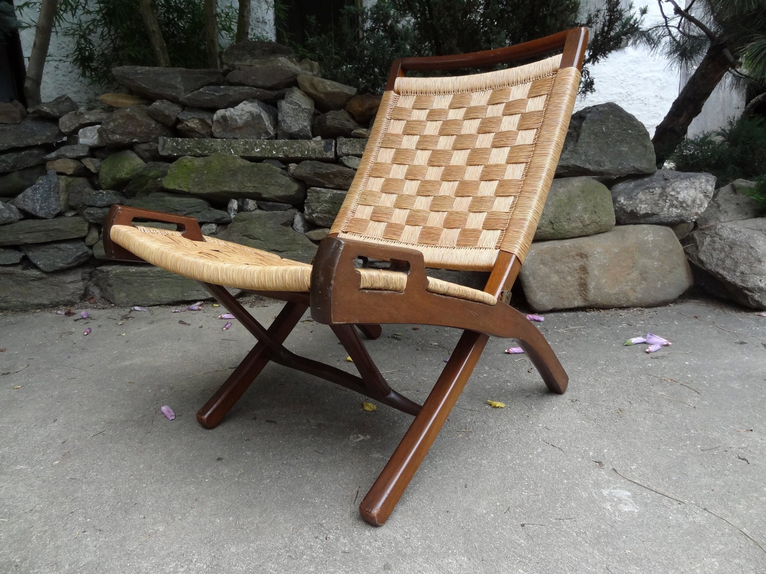 Pair of Hans Wegner Style Folding Lounge Chairs