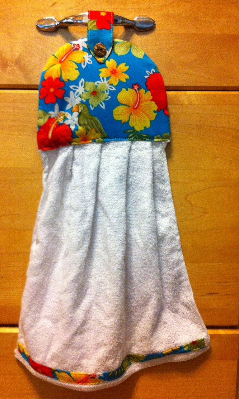 Hanging hand towel