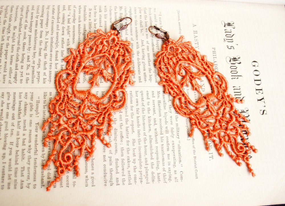 romantic lace earrings -JULIANA- soft tangerine