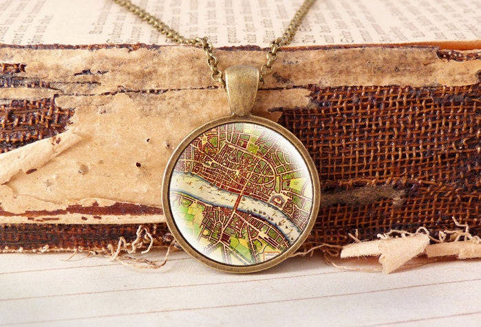 Map of London - Vintage Necklace