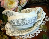 Antique Osborne Porcelaine Gravy Boat and Dish - Bridgewood & Son England 8728