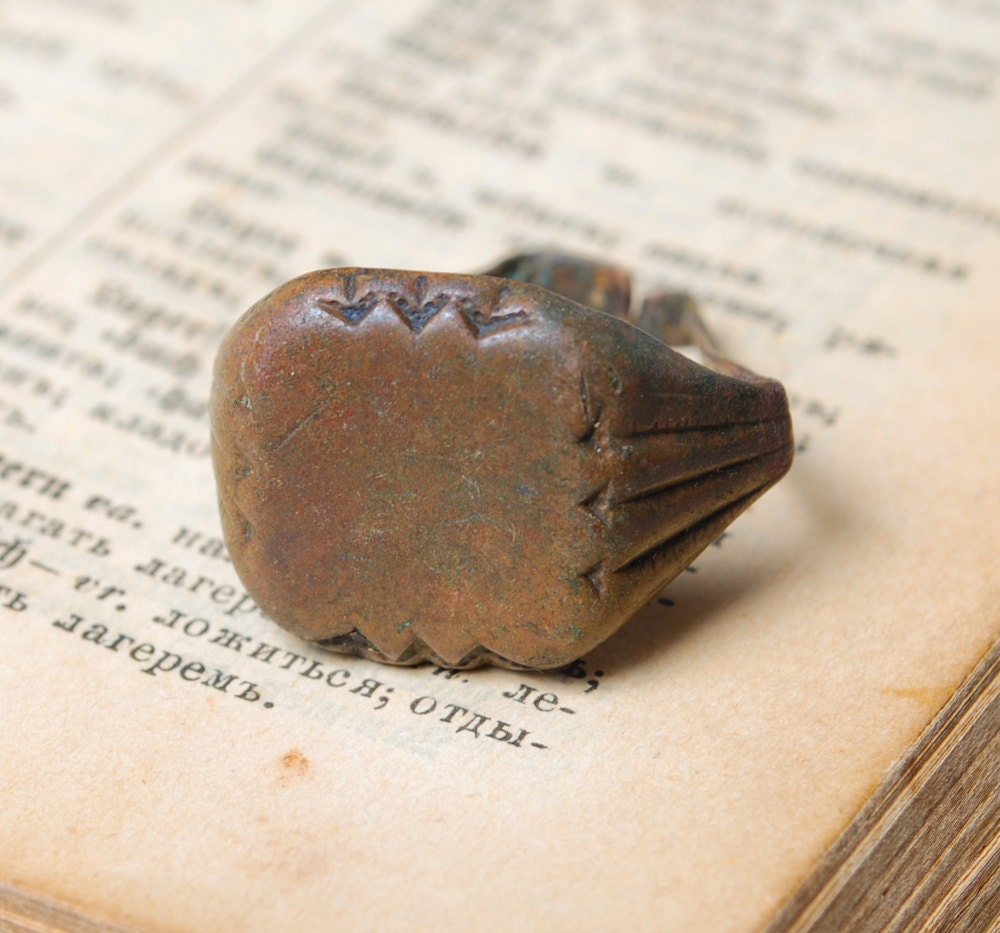 Antique brass filigree ring with original dark patina Adjustable