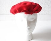 1950s Macys Little Shops Red Structured Beret with Bow