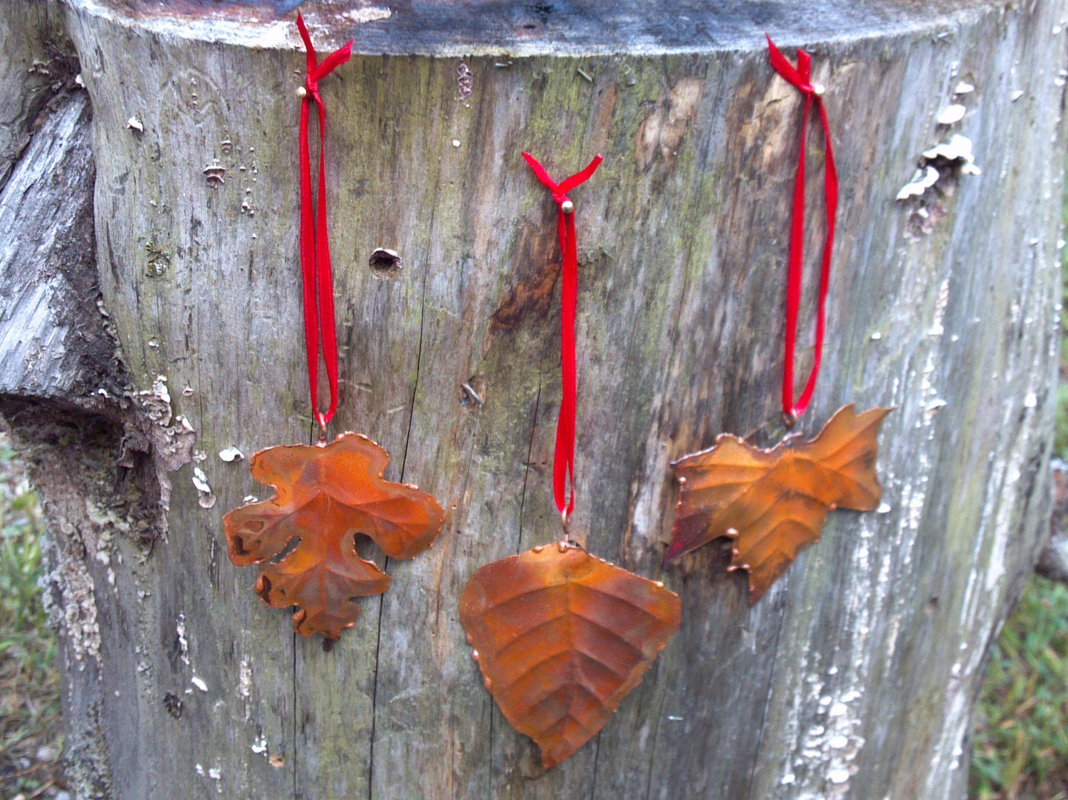 Set of 3 Hand-made Copper Holiday Leaves:metal art,metal sculpture,home decor,wall art,wall decor,American made,Christmas,Autumn