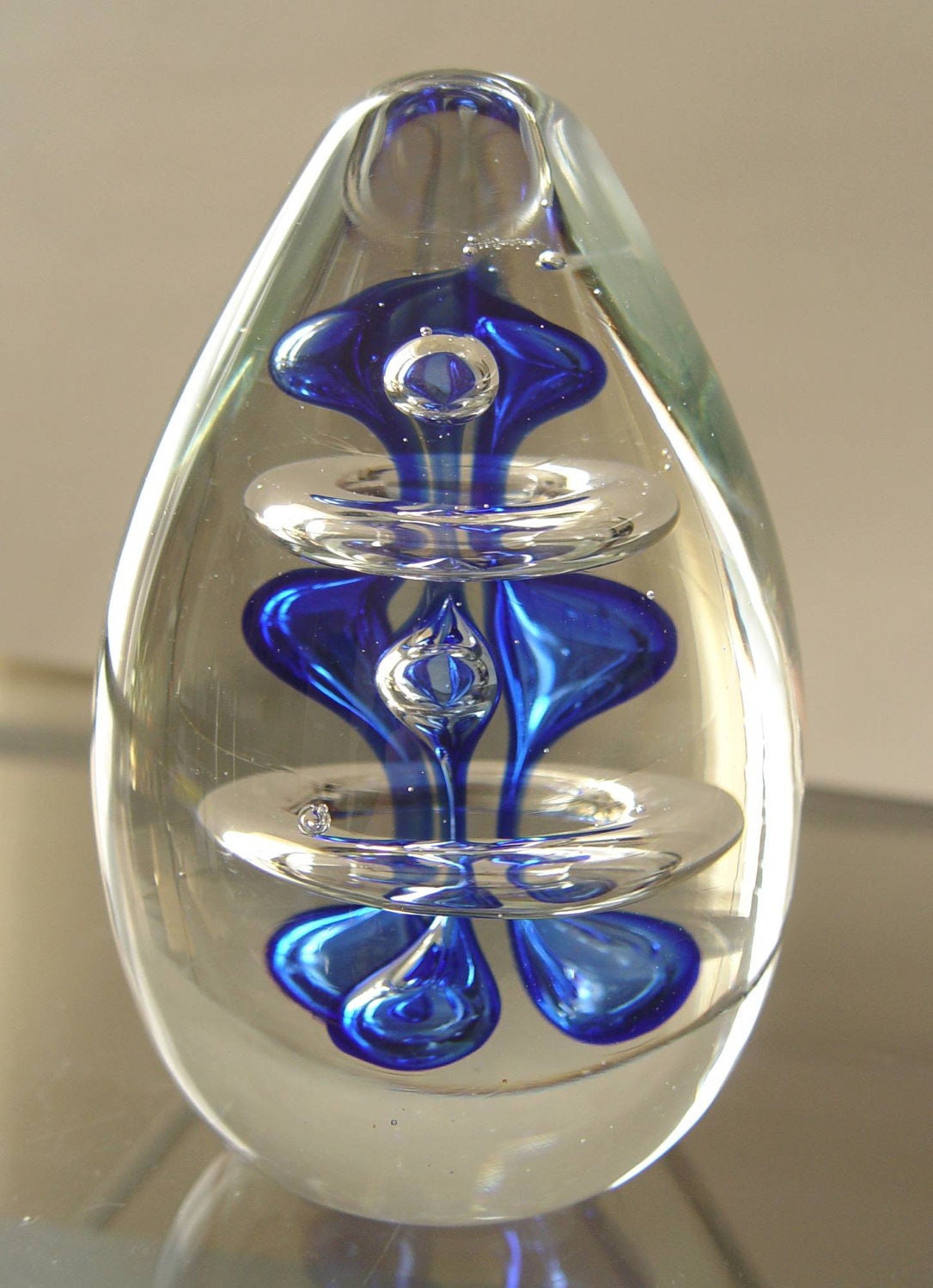 Dynasty Gallery ART GLASS Sculpture Paperweight by calicoartist