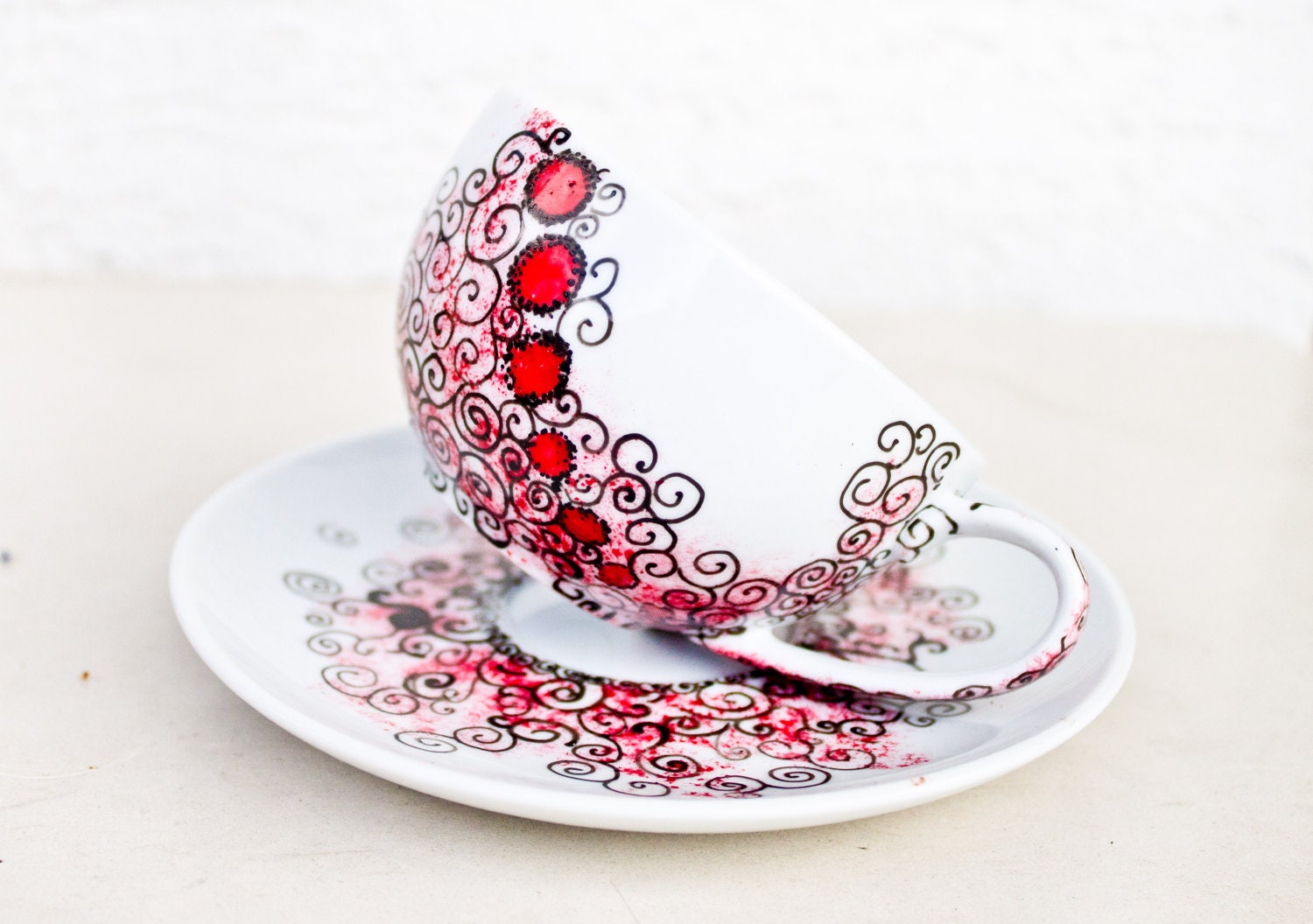 Teacup Red Dots Modern - Hand Pianted simple Teacup