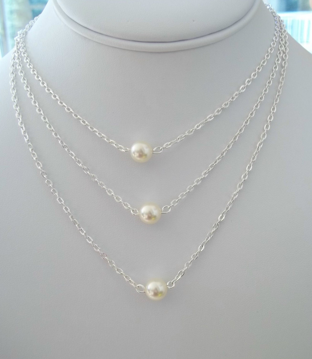 Bridesmaid Pearl Necklace