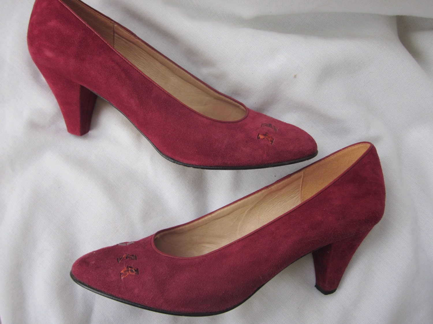 Raspberry Red, Burgundy Suede Leather Vintage Heels, Pumps, Dress Shoes, Size 8.5