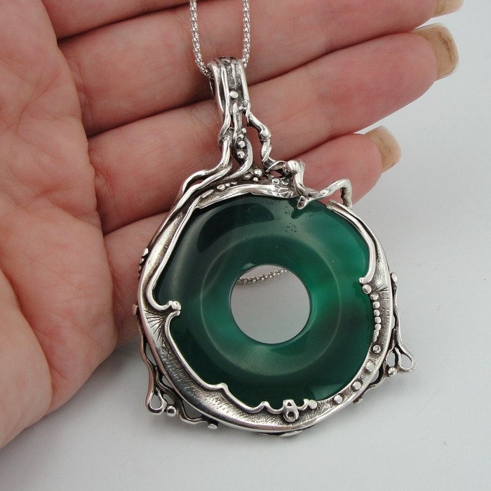 Hadar handcrafted Large Sterling Silver Green Agate Pendent (H 494D)