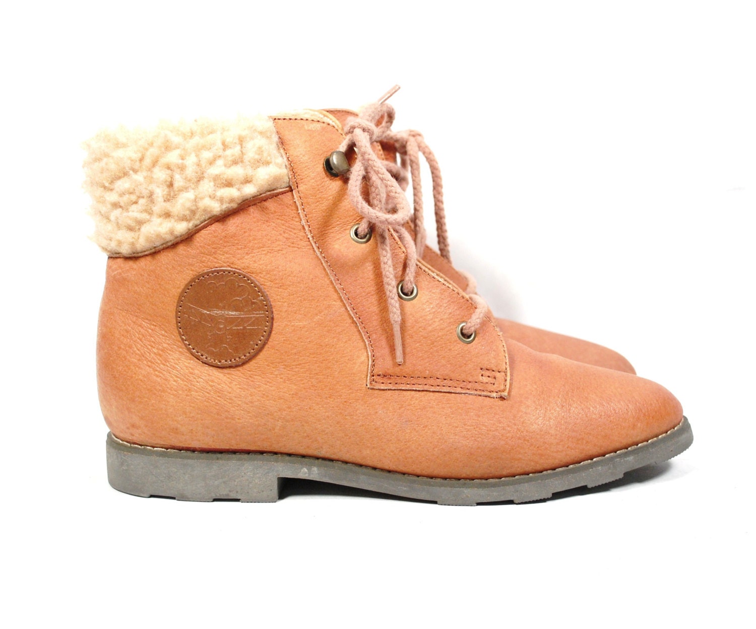 Vintage Womens US 7 Brown Leather Creations Lace Up Ankle High Top Boots With Warm Cotton Lining