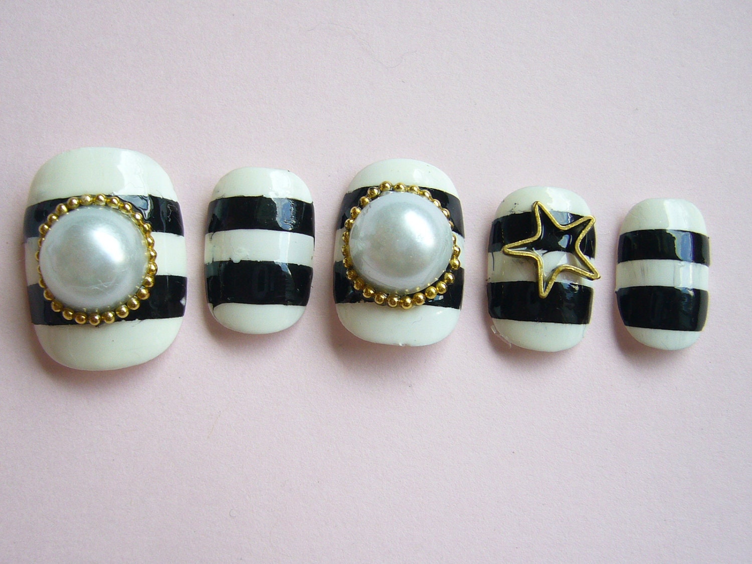 Japanese Kawaii Petit False Nail Elegant Marine Pearl
