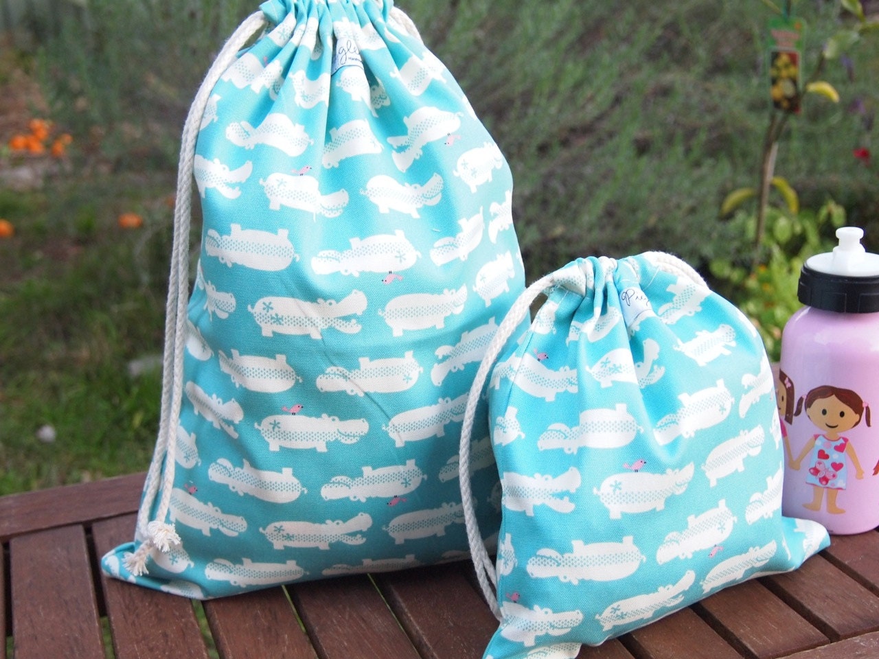 Set of 2 Drawstring Bags - Blue Hippos