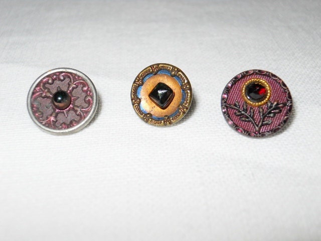 Metal Victorian Buttons - Fancy