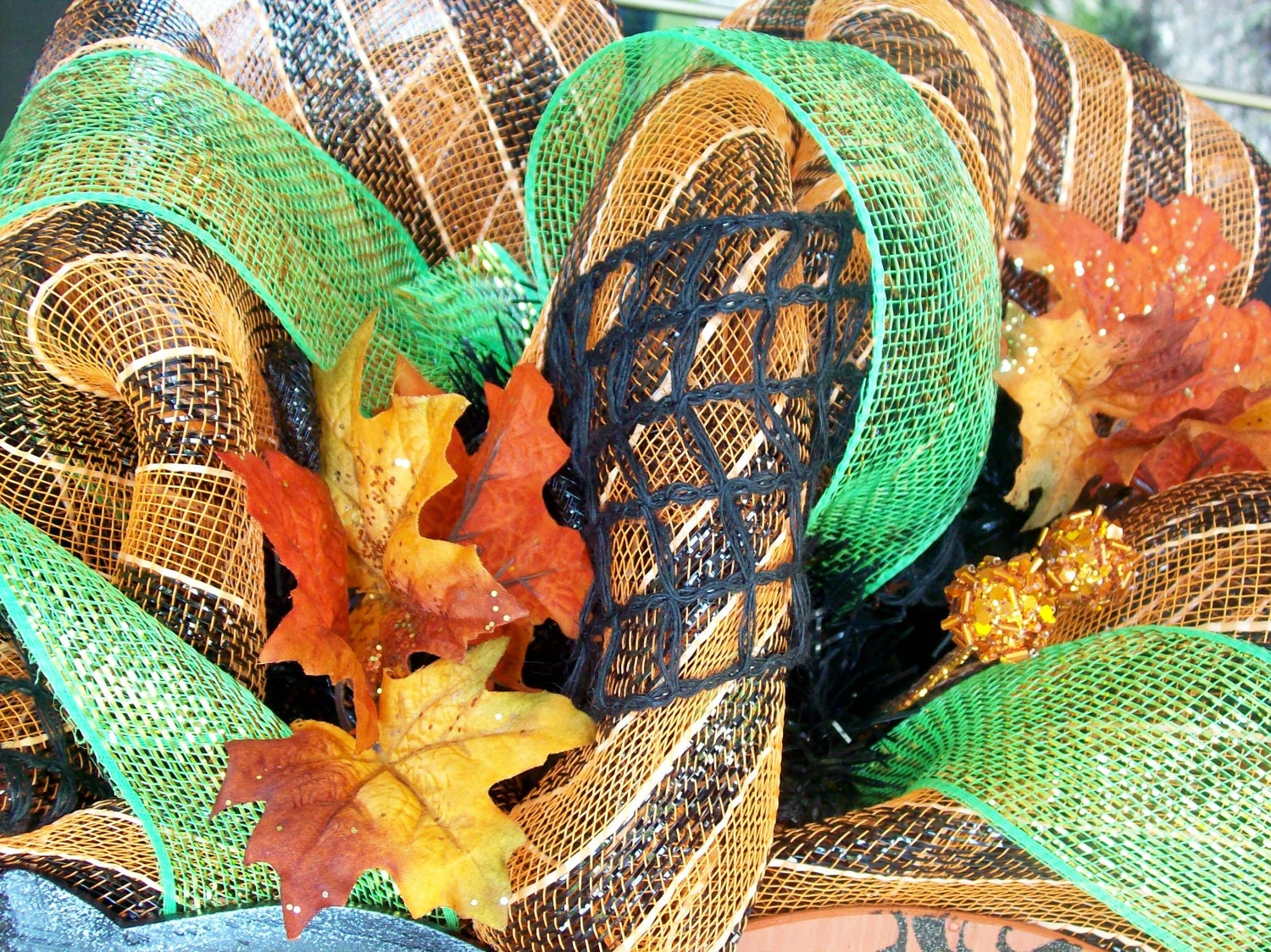 Fall Black Owl Mesh Wreath